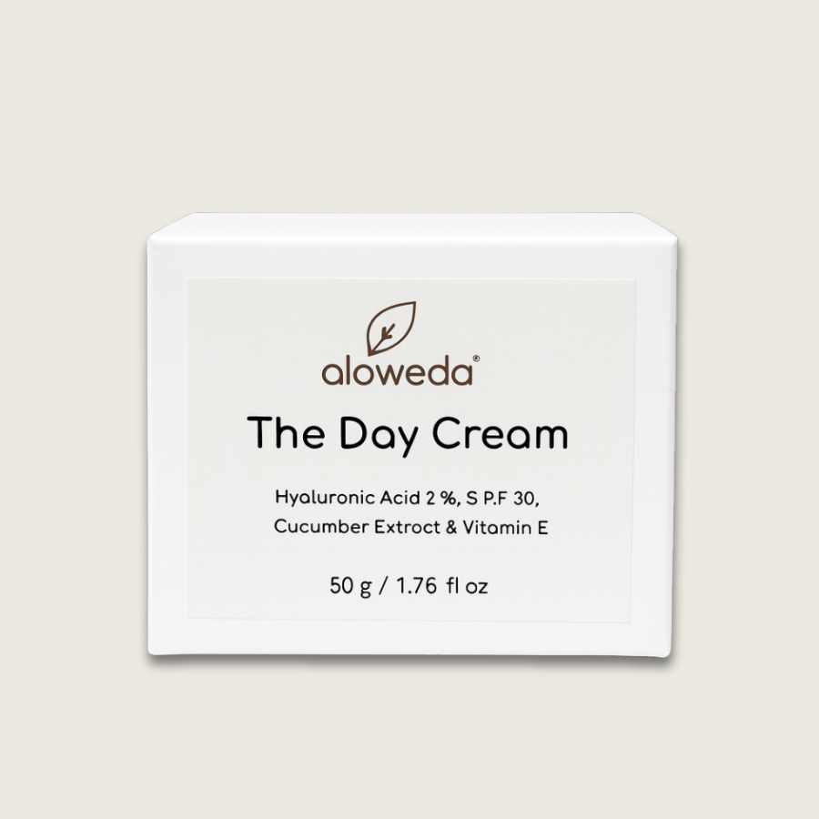 THE DAY CREAM 50 Gram: Aloweda Day Cream SPF 30 + Hyaluronic Acid + Vitamin E