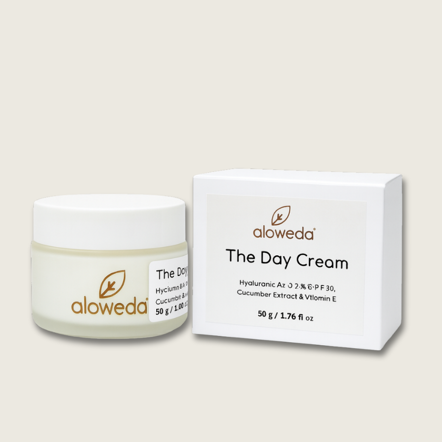THE DAY CREAM 50 Gram: Aloweda Day Cream SPF 30 + Hyaluronic Acid + Vitamin E